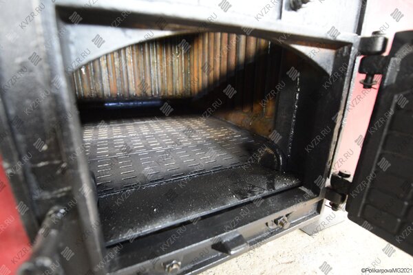 Колосниковая топка котла 0.7 МВт уголь дрова